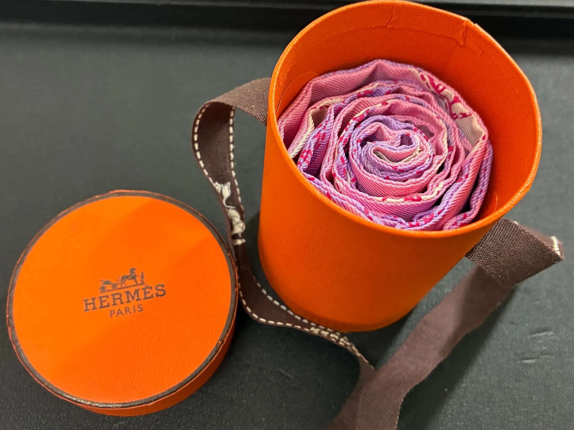 【入間市東藤沢】エルメス ツイリー買取｜シミがあっても高価査定！