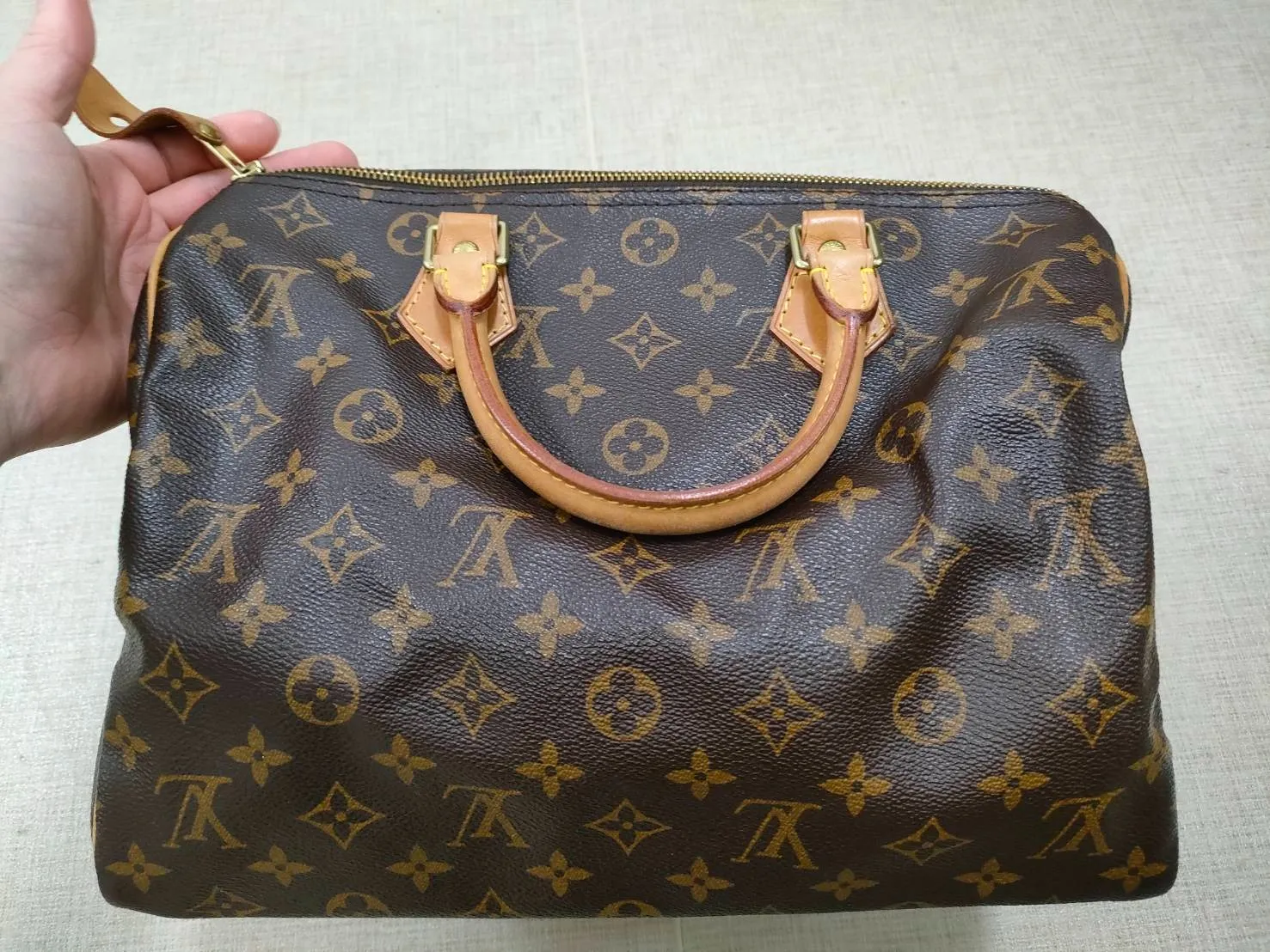 【入間市】ルイヴィトンのバッグを高価買取！古い・ベタつき・汚れがあっても買取！｜東藤沢のお客様よりお買取