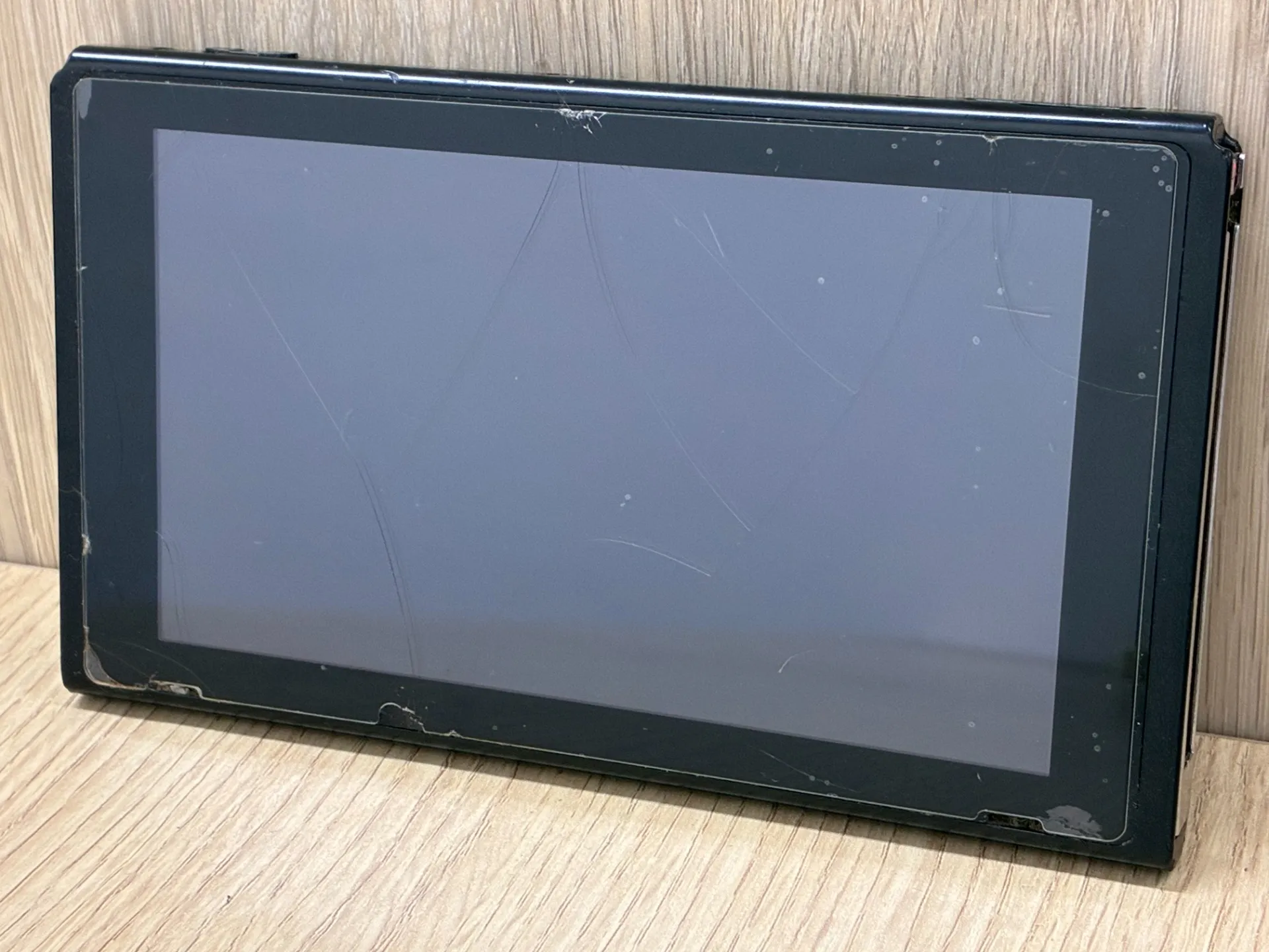 【入間市・ゲーム機買取】画面割れ・故障した任天堂スイッチが出張買取にて衝撃の高額お買取！