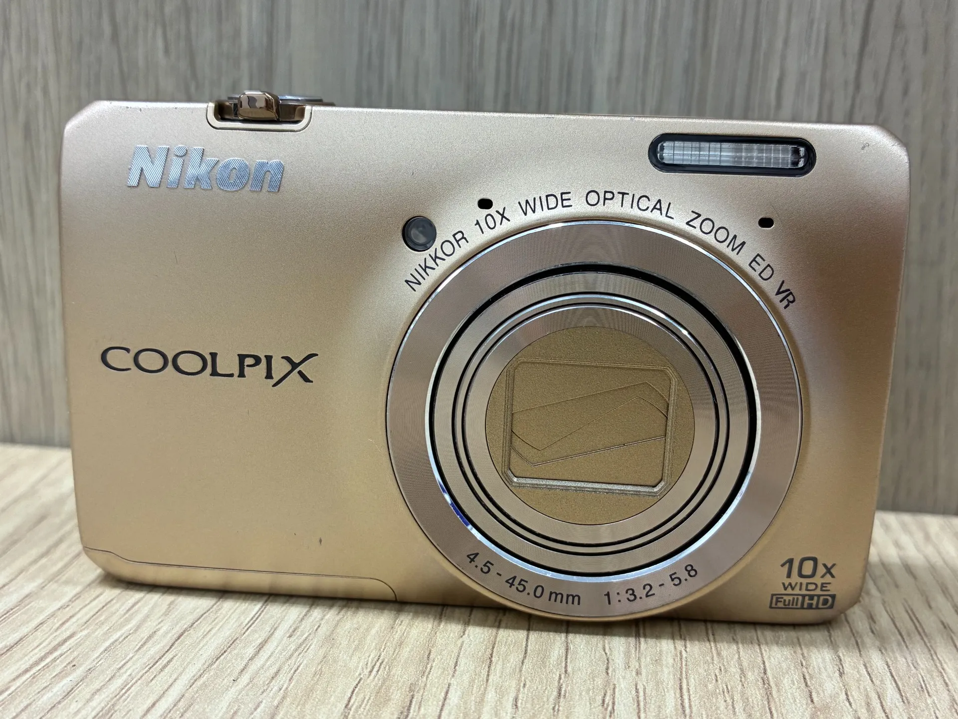 【入間市東藤沢】Nikon（ニコン）デジカメ「COOLPIX S6300」を出張買取！オールドコンデジ・古いカメラ高価買取中